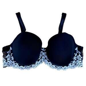 Wacoal Embrace Lace Bra 38B Black White Lace Underwire Full Coverage 853191 EUC